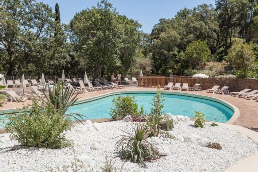 Les Restanques Maison Du Lac 4 Chambres Grimaud Zewnętrze zdjęcie